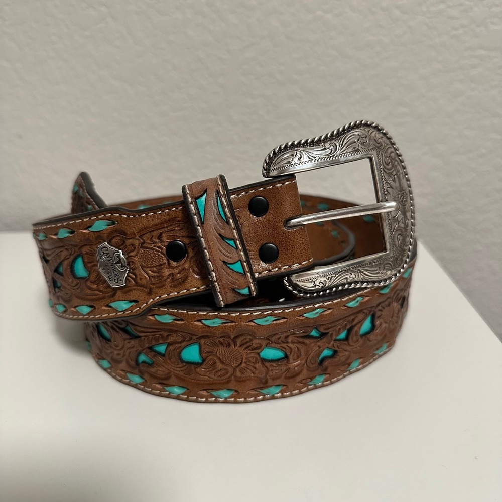 Cavender's Men's Pierced Turquoise Lace Edge Tooled Leather Belt - Size 42